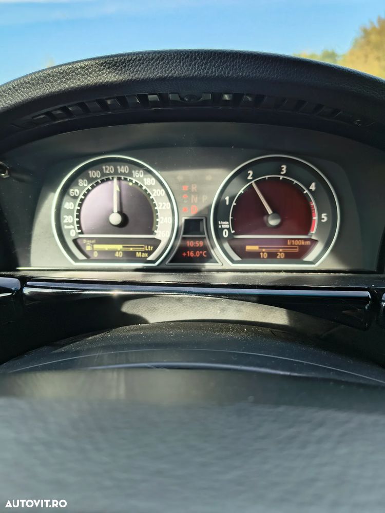 BMW Seria 7 - 28