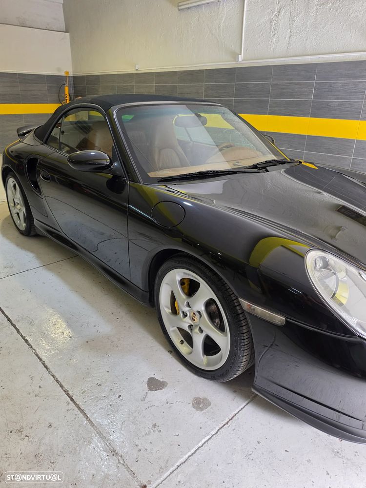 Porsche 911 Série F - 52