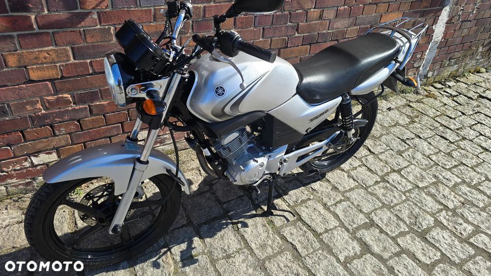 Yamaha YBR - 13