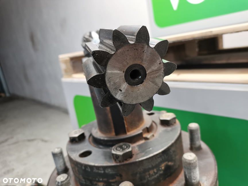 Reduktor Hurlimann 6190 Master 850330 - 16