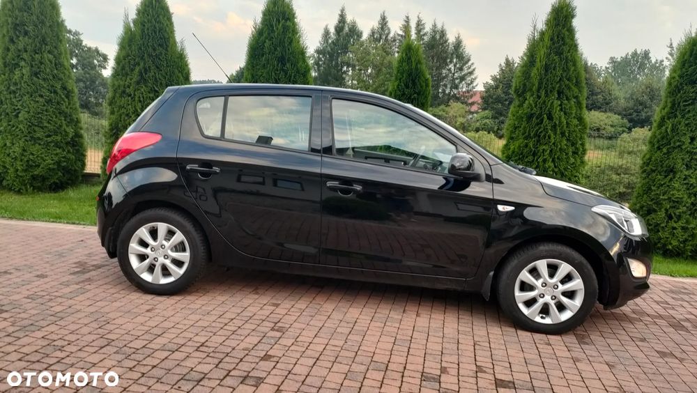 Hyundai i20 1.1 CRDi Intro Edition - 2