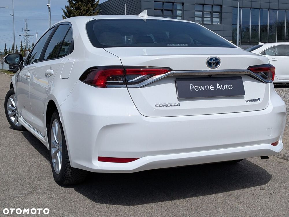 Toyota Corolla 1.8 Hybrid Comfort - 12