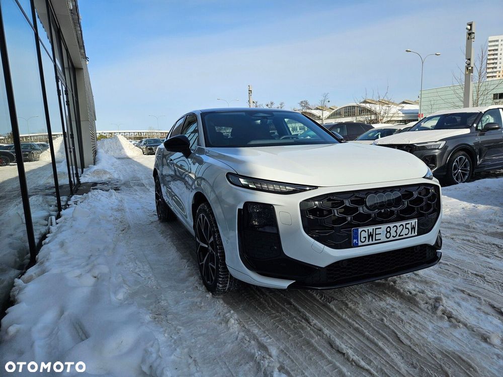 Audi Q3 Sportback - 9