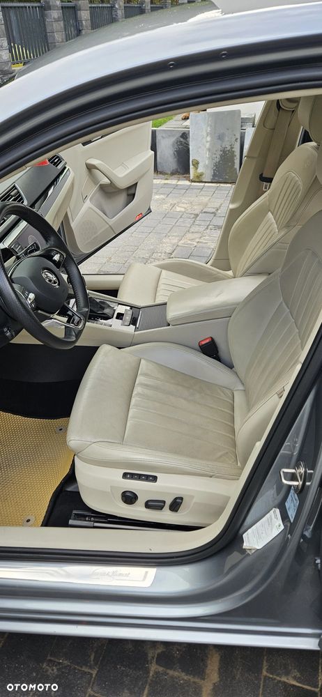 Skoda Superb 2.0 TDI L&K DSG - 12