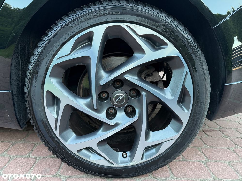 Opel Insignia 2.0 - 12