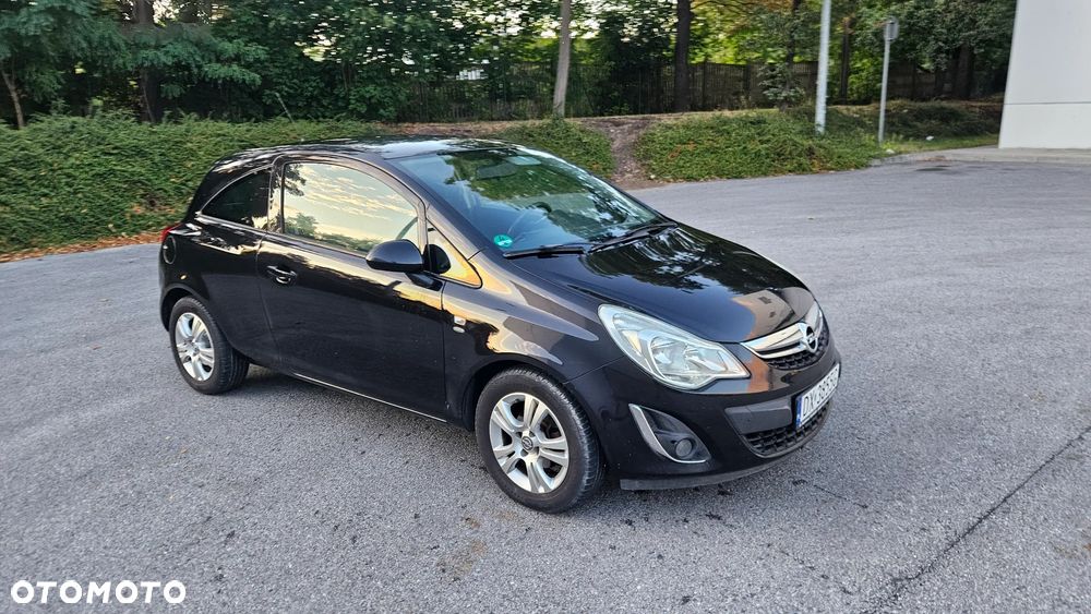 Opel Corsa 1.4 16V Satellite - 10