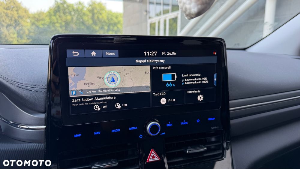 Hyundai IONIQ - 10