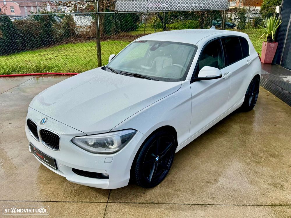BMW 118 d Sport Line - 1