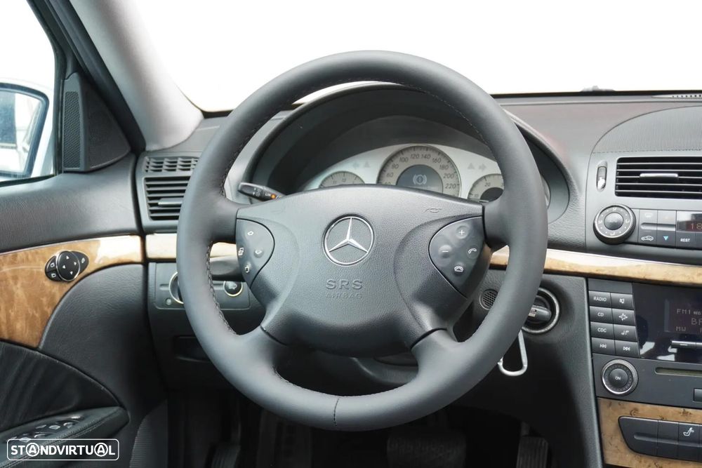 Mercedes-Benz E 220 CDI Avantgarde Aut. - 10