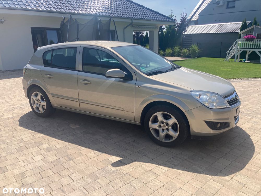 Opel Astra 1.6 Catch me now - 4