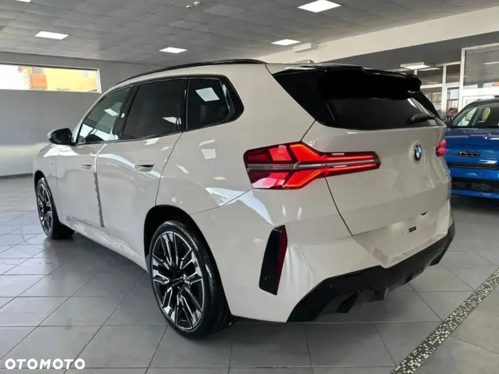 BMW X3 xDrive20 mHEV - 4