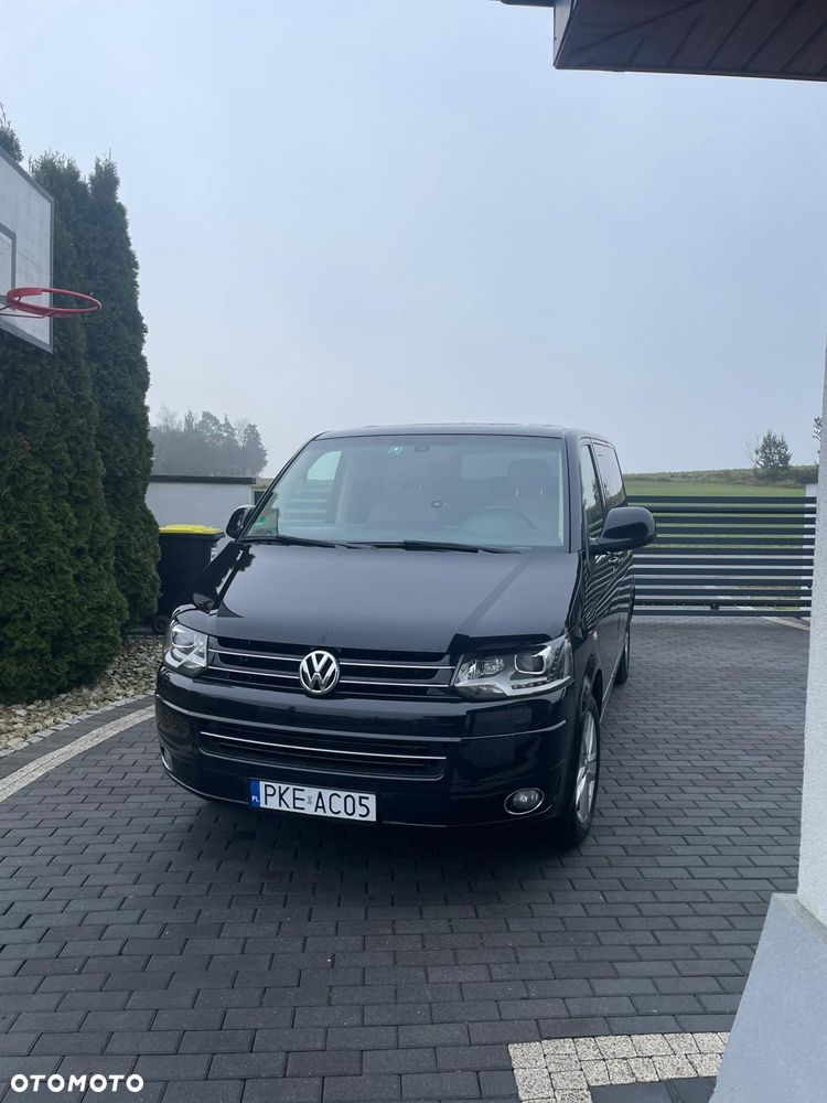 Volkswagen Multivan - 1