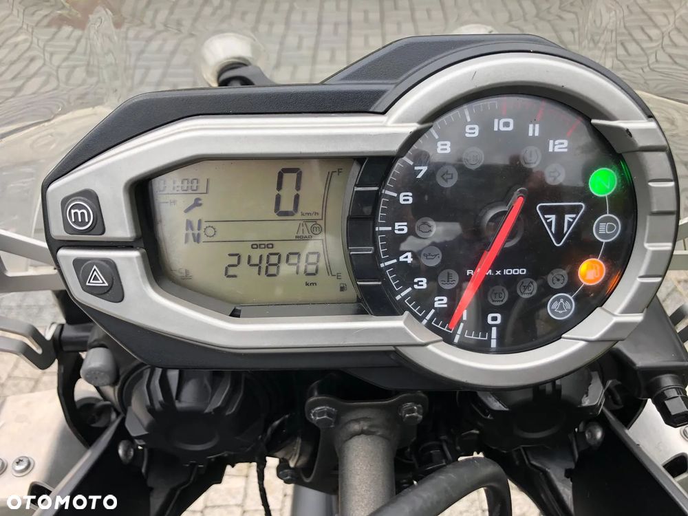 Triumph Tiger - 3