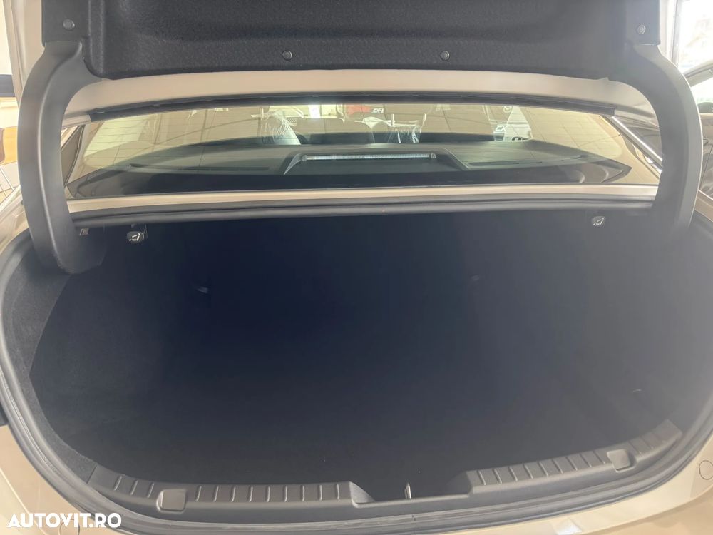 Mazda 3 e-Skyactiv X186 MHEV Center-Line - 6