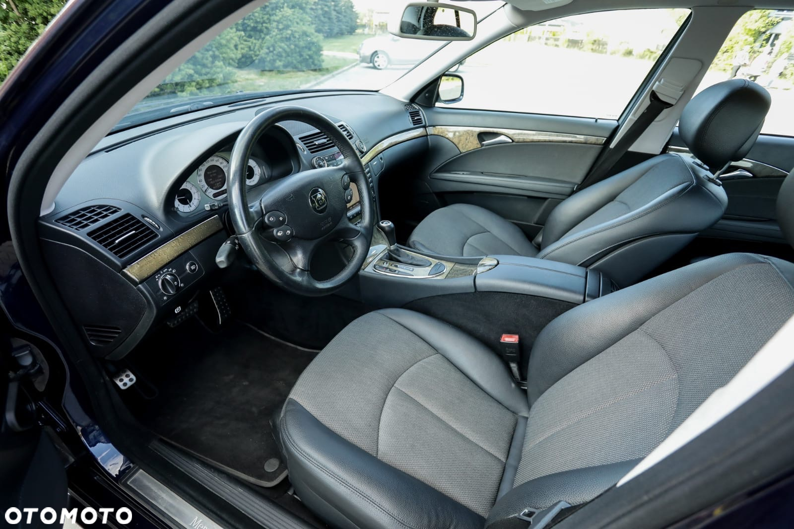 Mercedes-Benz Klasa E 320 CDI 4-Matic Avantgarde - 17
