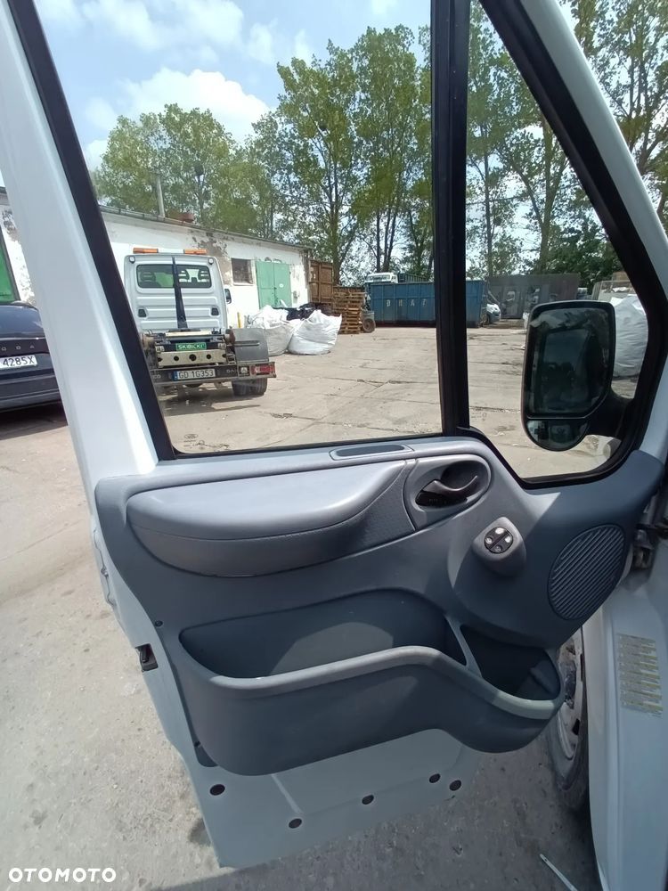 Ford transit - 13