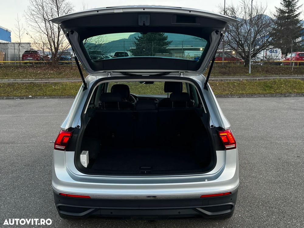 Volkswagen Tiguan - 27