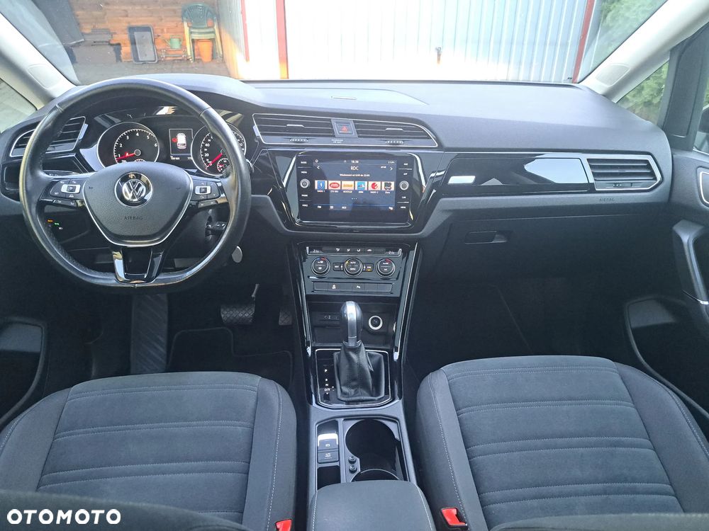 Volkswagen Touran 1.4 TSI (BlueMotion Technology) DSG Highline - 11