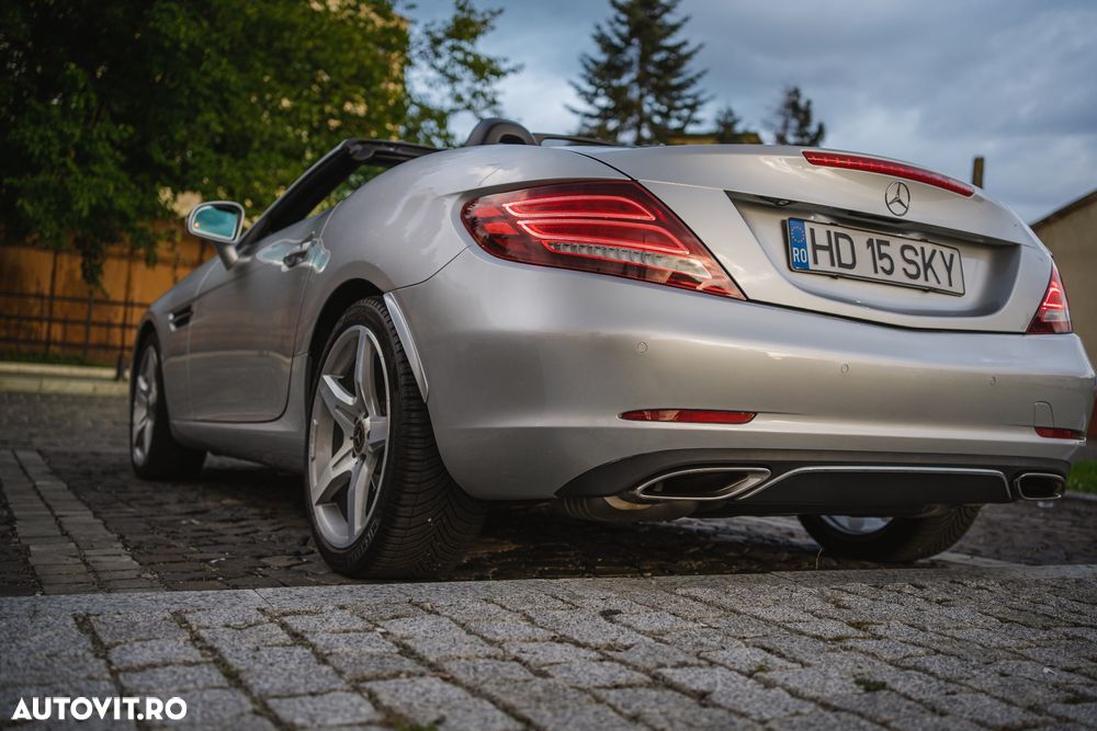 Mercedes-Benz SLC - 6