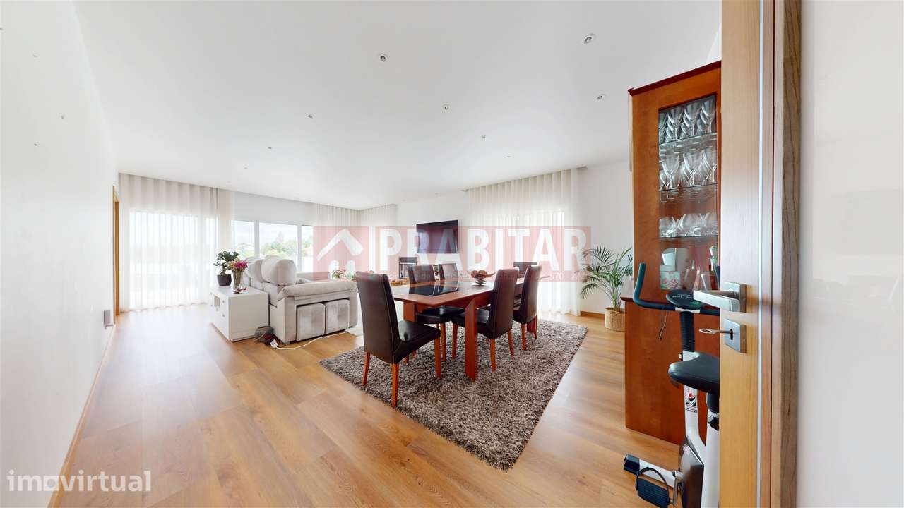 Moradia T4 Moderna com vista Cidade | 356m2 | Escritório 50 m2| Terren - Grande imagem: 2/60