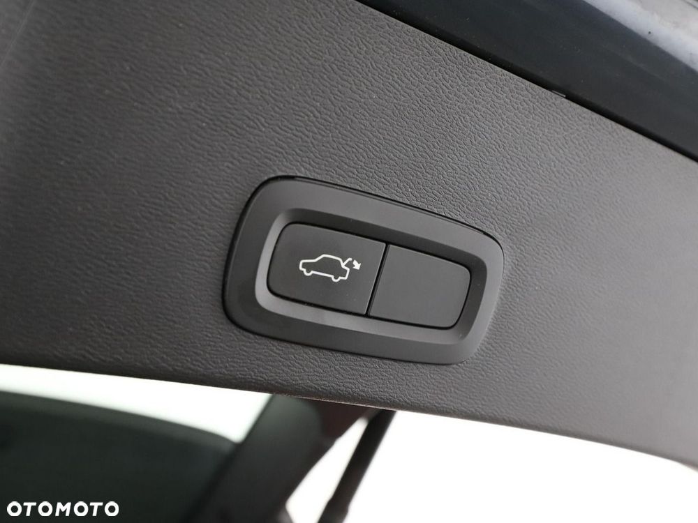 Volvo XC 40 D3 SCR Inscription - 41