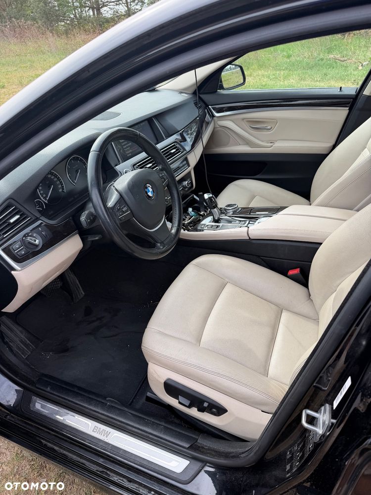 BMW Seria 5 520d xDrive - 3
