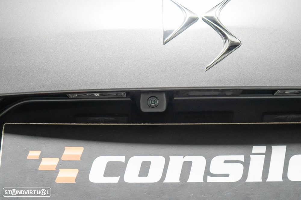 DS DS7 Crossback E-Tense Performance Line+ EAT8 - 17