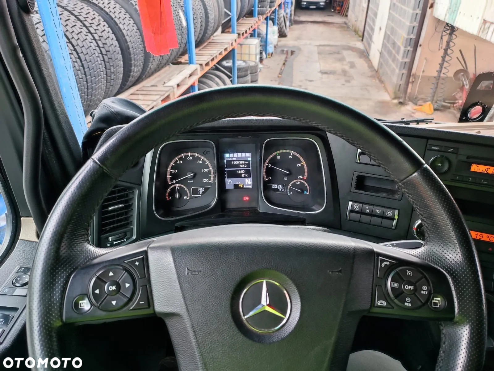 Mercedes-Benz actros 2542 - 16