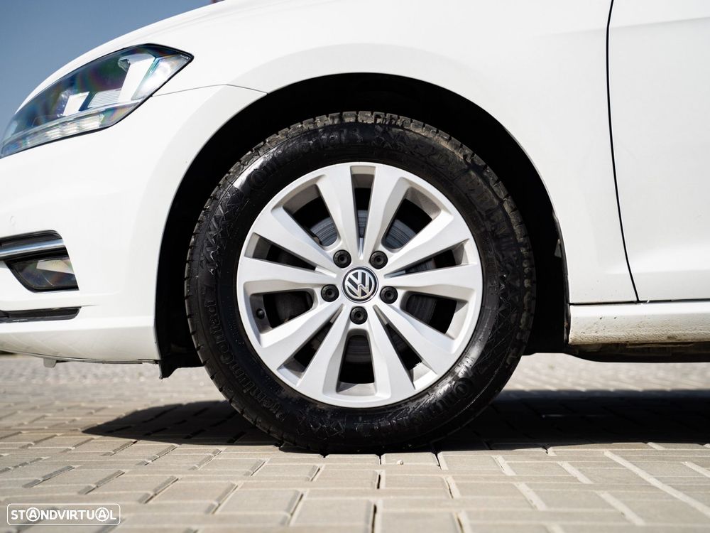 VW Golf Variant 1.6 TDi Confortline - 10