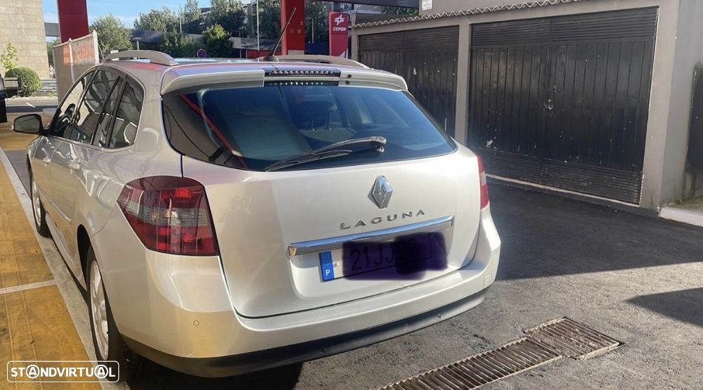 Renault Laguna Break 1.5 dCi Dynamique S - 2