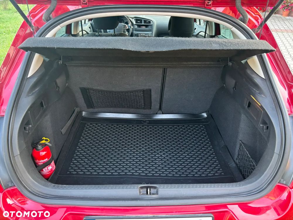 Citroën C4 e-HDi 110 Business Class - 13
