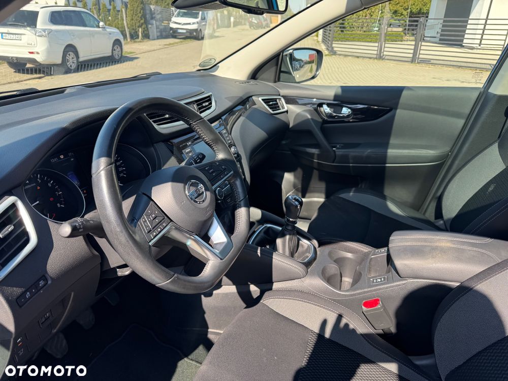 Nissan Qashqai 1.3 DIG-T Tekna+ - 17