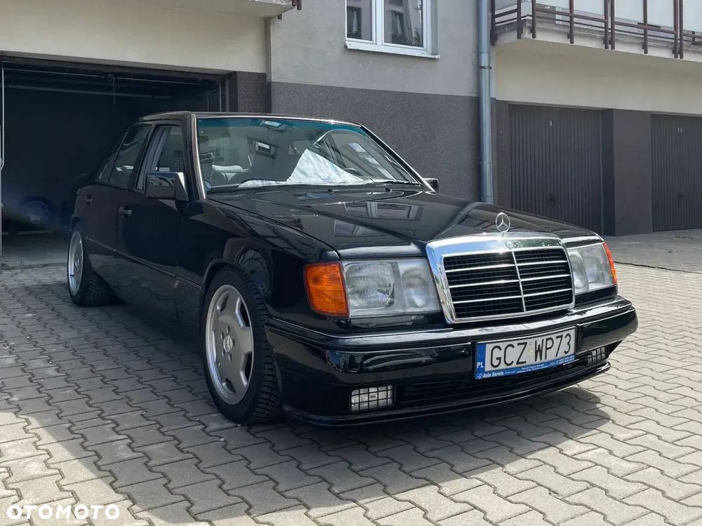 Mercedes-Benz W124 (1984-1993) - 1