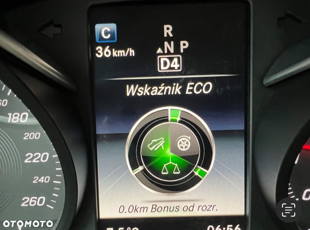 Mercedes-Benz Klasa C 300 7G-TRONIC Exclusive - 34