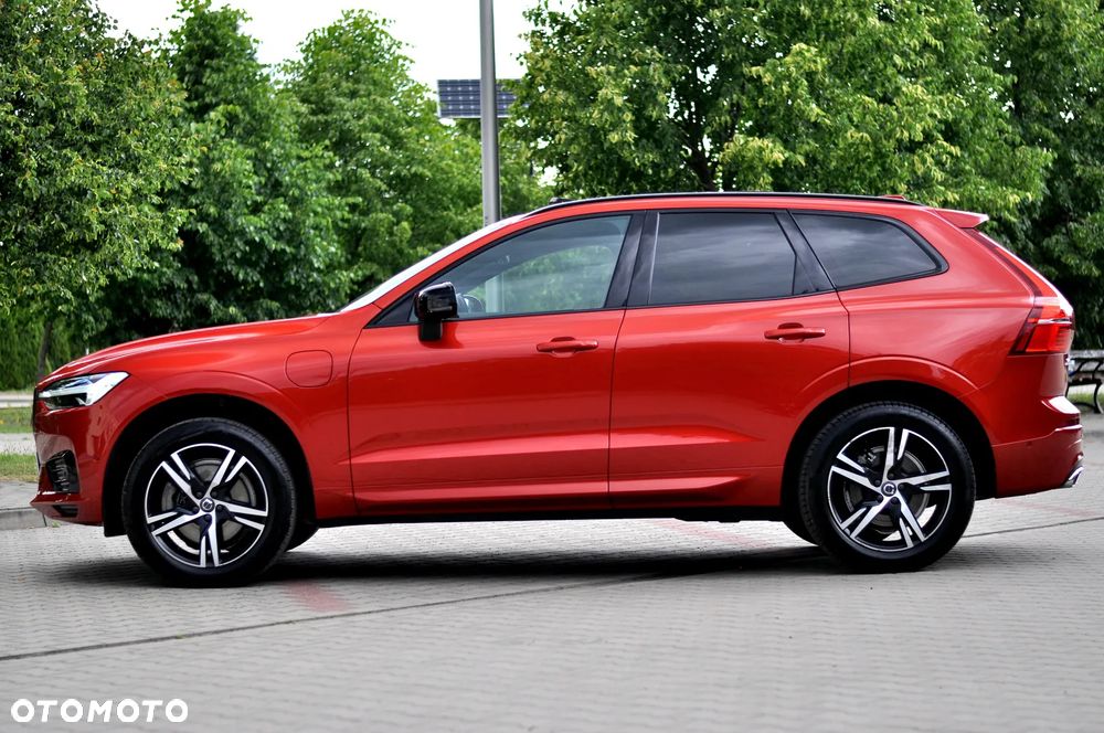 Volvo XC 60 T6 AWD Plug-In Hybrid R-Design - 13
