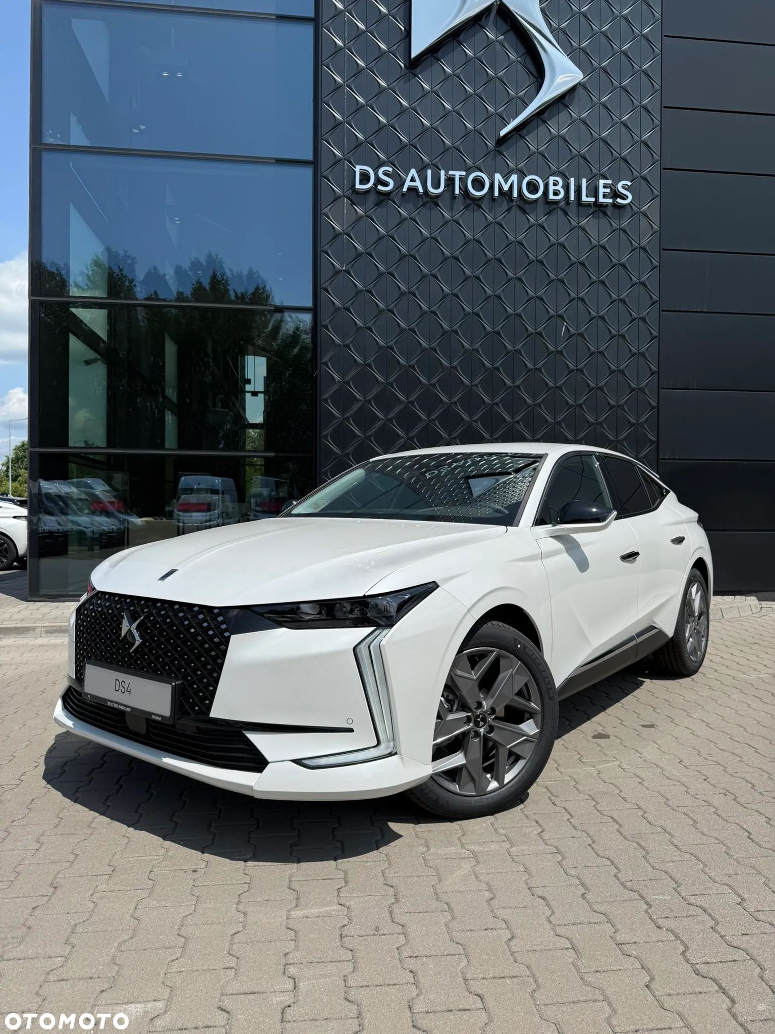 DS Automobiles DS 4 1.2 mHEV 136 Pallas eDCS6 - 1