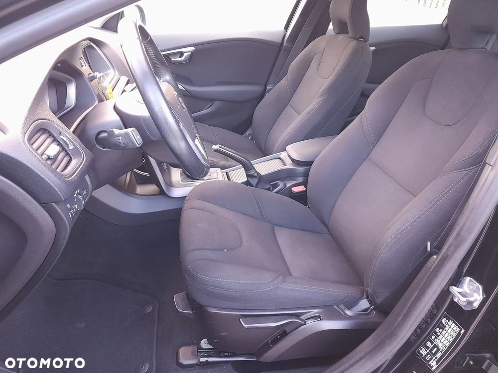 Volvo V40 D2 Geartronic Kinetic - 22