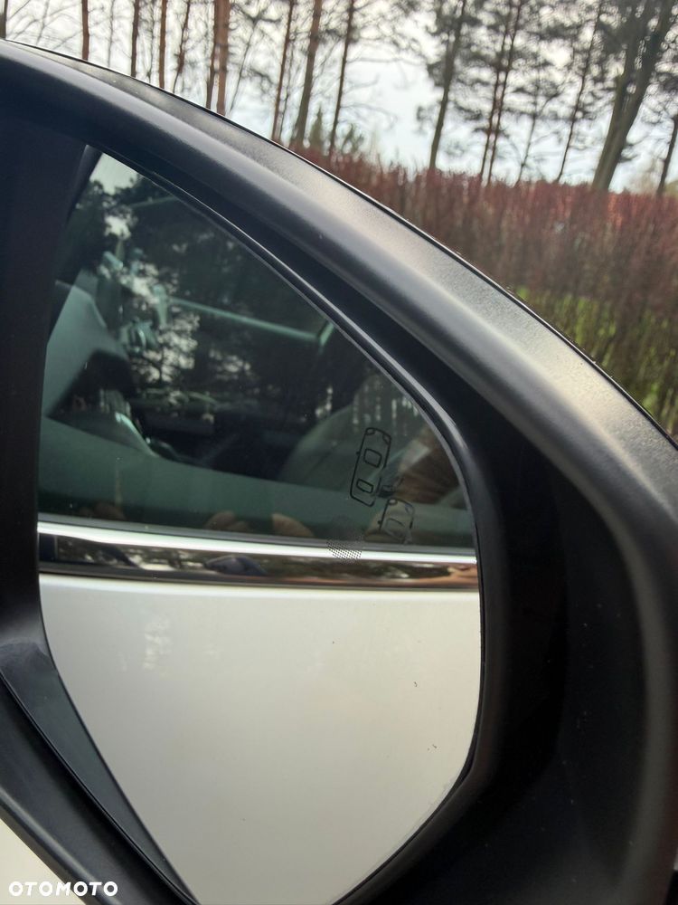 Peugeot 5008 THP 165 EAT6 Stop & Start Allure - 25