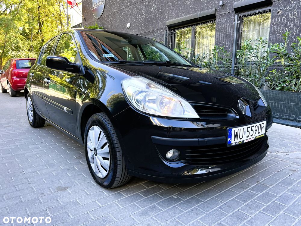 Renault Clio - 2