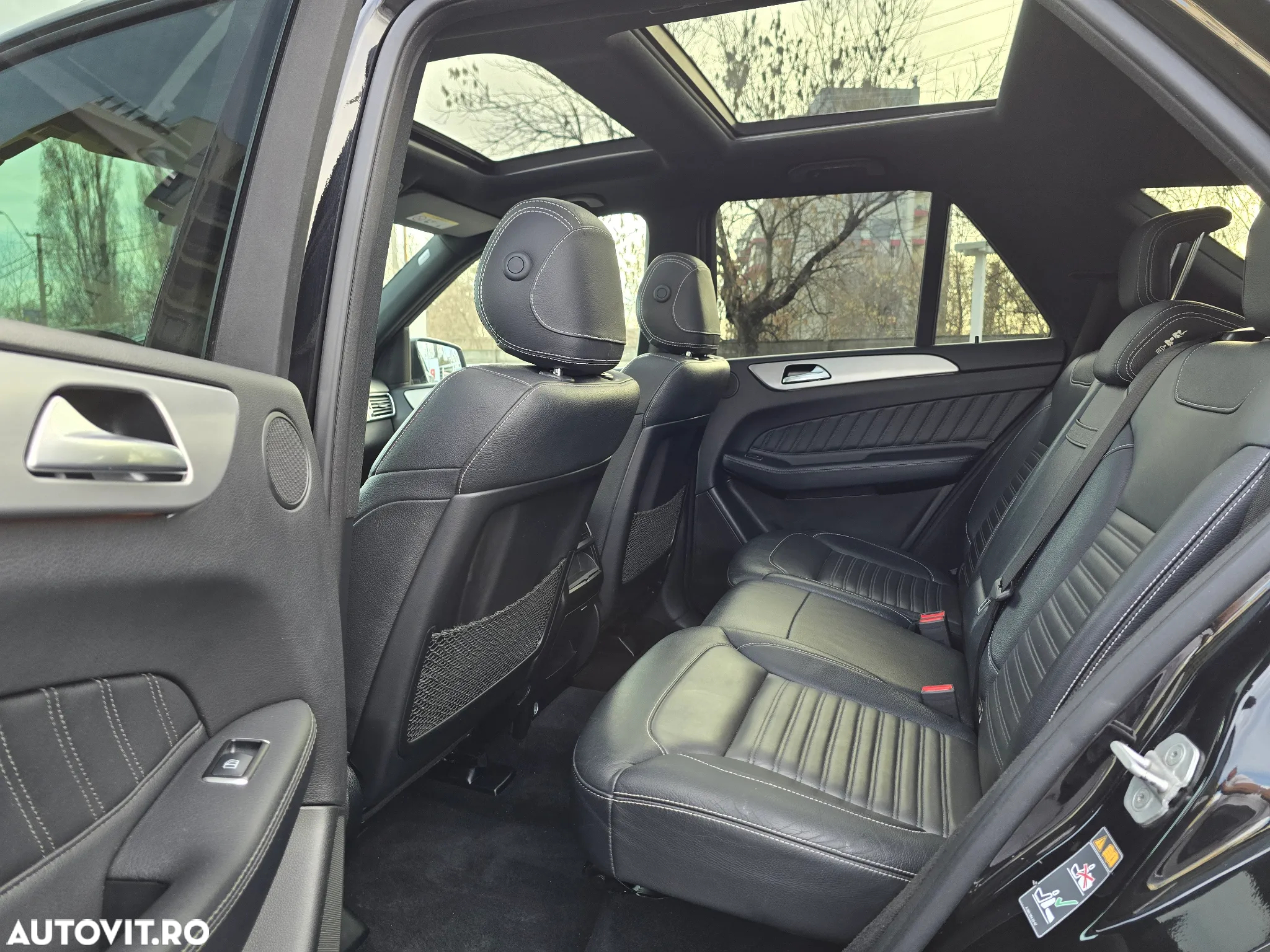Mercedes-Benz GLE 250 d 4Matic 9G-TRONIC AMG Line - 10