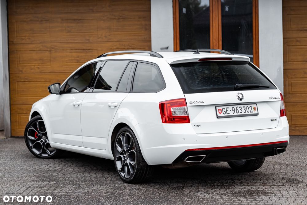 Skoda Octavia 2.0 TDI 4x4 DSG RS - 12