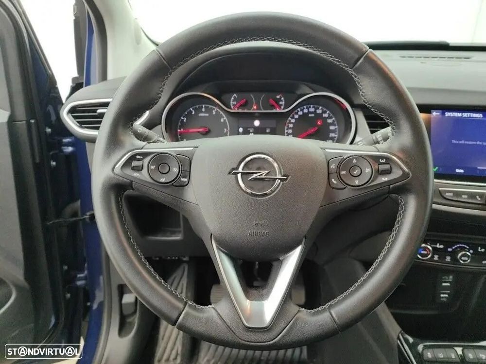 Opel Crossland 1.2 T Elegance - 10