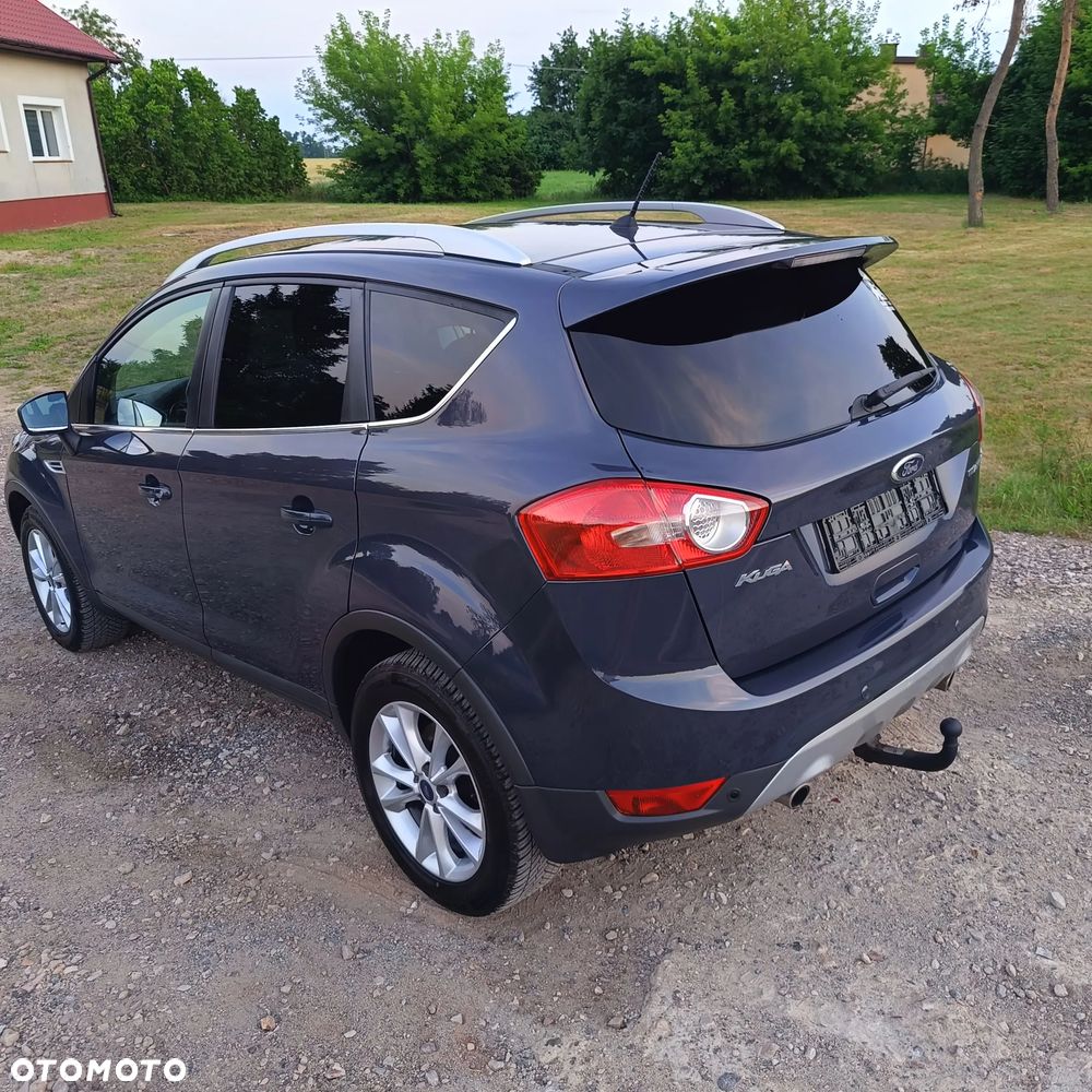 Ford Kuga 2.0 TDCi 2x4 Titanium - 12