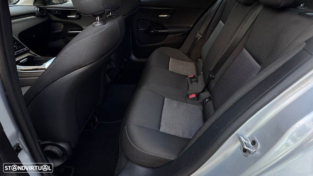 Mercedes-Benz C 200 d Avantgarde - 10