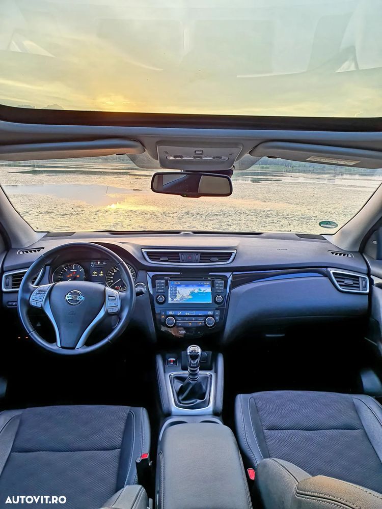 Nissan Qashqai 1.6L dCi Start/Stop 4X4-i Tekna - 7