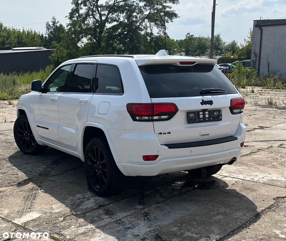 Jeep Grand Cherokee - 3