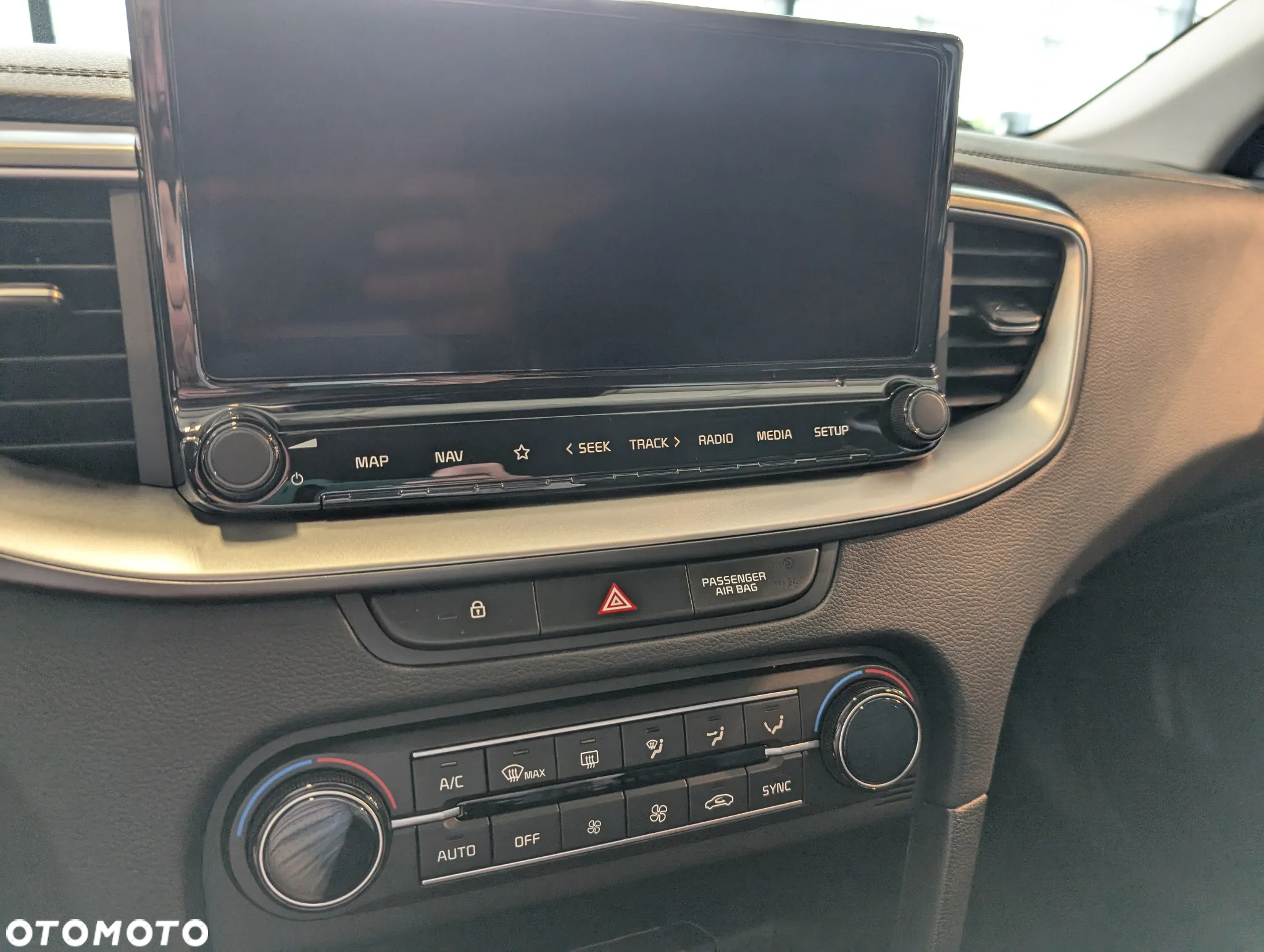 Kia Ceed 1.5 T-GDI M - 12