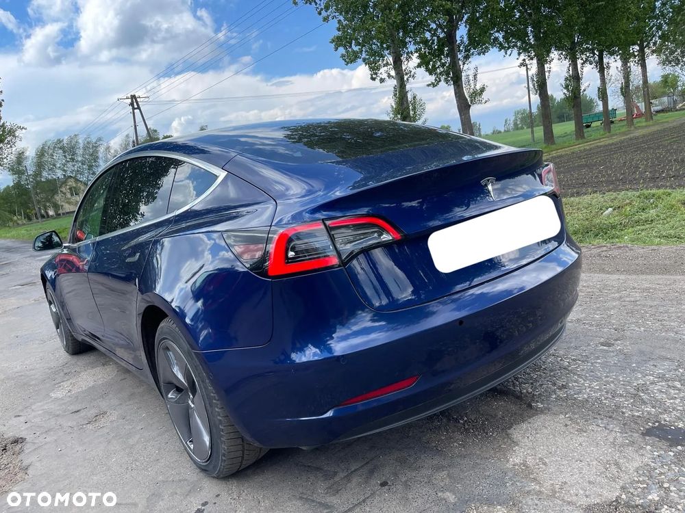 Tesla Model 3 Premium Langstreckenbatterie AWD Dual Motor - 34