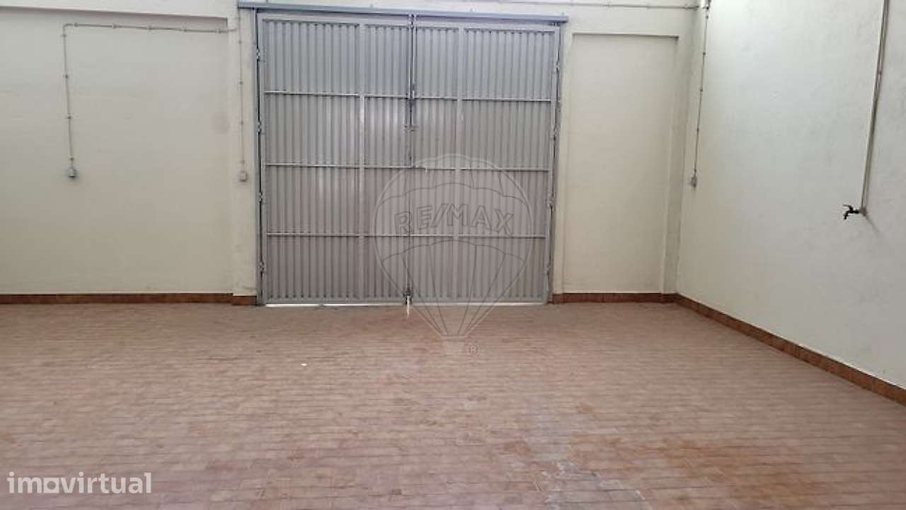 Armazém T0 para venda - Grande imagem: 4/23