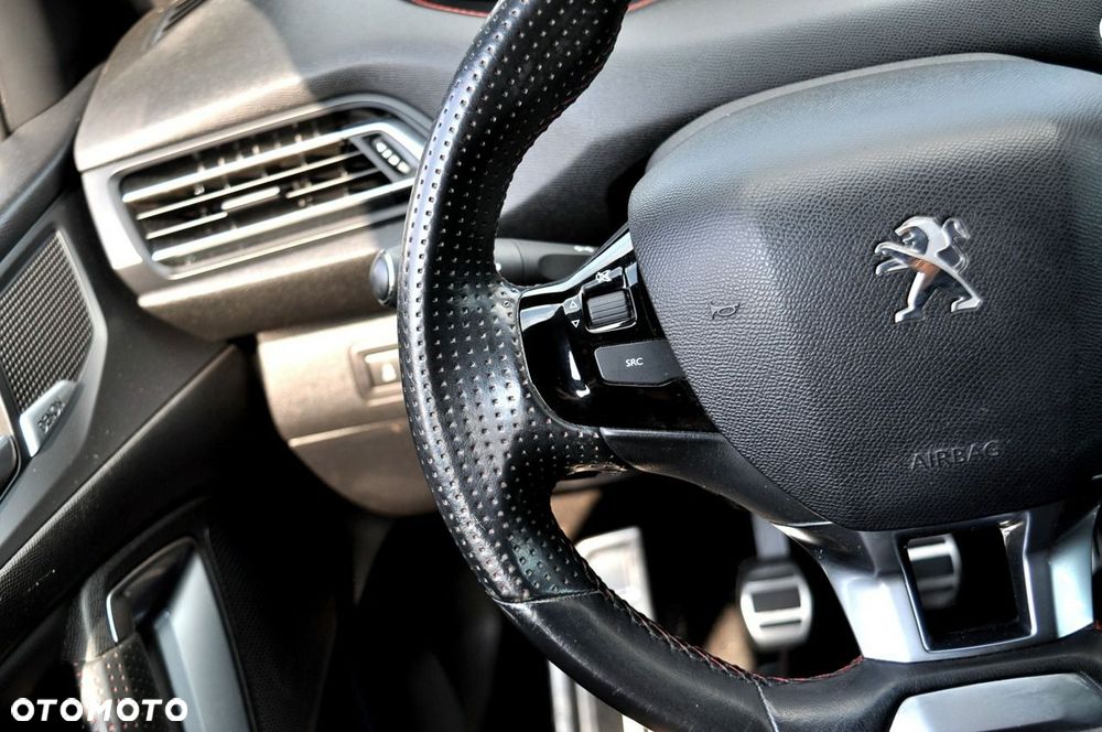 Peugeot 308 2.0 HDi Allure - 25